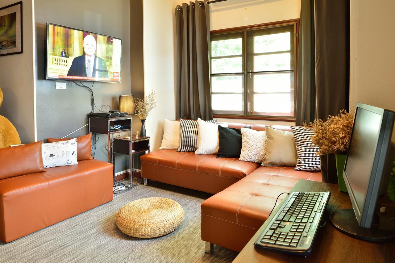 Lost And Found Bed And Breakfast Bangkok Exterior foto